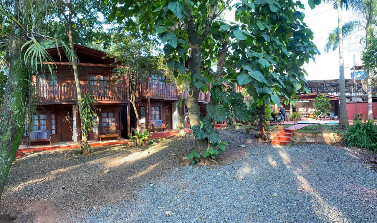 El Pindo Iguazu Aparthotel Puerto Iguazu Bagian luar foto