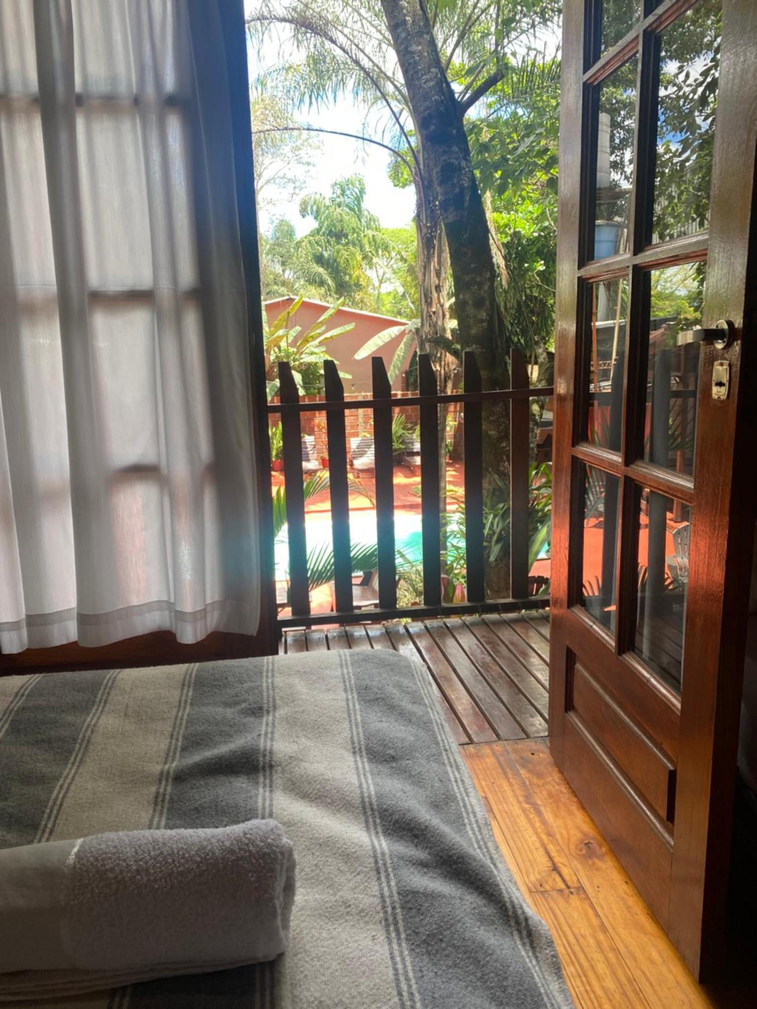 El Pindo Iguazu Aparthotel Puerto Iguazu Bagian luar foto
